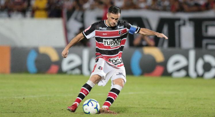 Atacante foi artilheiro da Copa do Brasil pelo Santa Cruz em 2019. Foto: Alexandre Gondim/JC Imagem