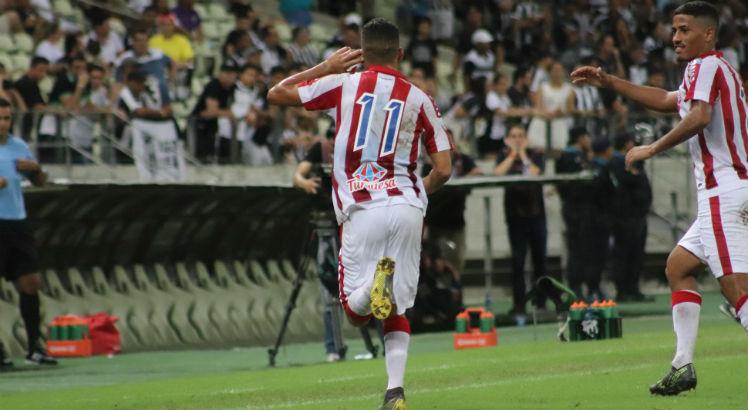 Thiago foi o autor do segundo gol da vitória do Náutico. Foto: Léo Lemos/Náutico