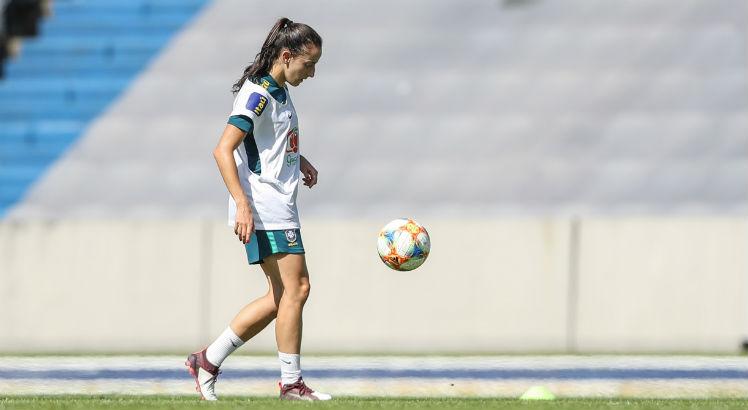 A meia Luana defende também a seleção brasileira. Foto: Divulgação/CBF