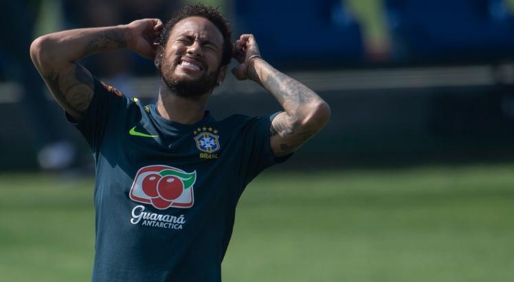 Neymar não se apresentou na segunda-feira no PSG. Foto:: Mauro PIMENTEL / AFP