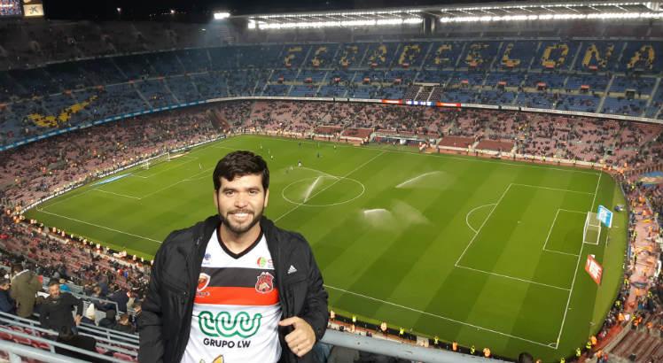 Torcedor do Flamengo de Arcoverde no Camp Nou. Foto: Acervo Pessoal