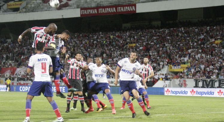 Bahia e Santa Cruz voltam a duelar pela Copa do Nordeste. Foto: JC Imagem