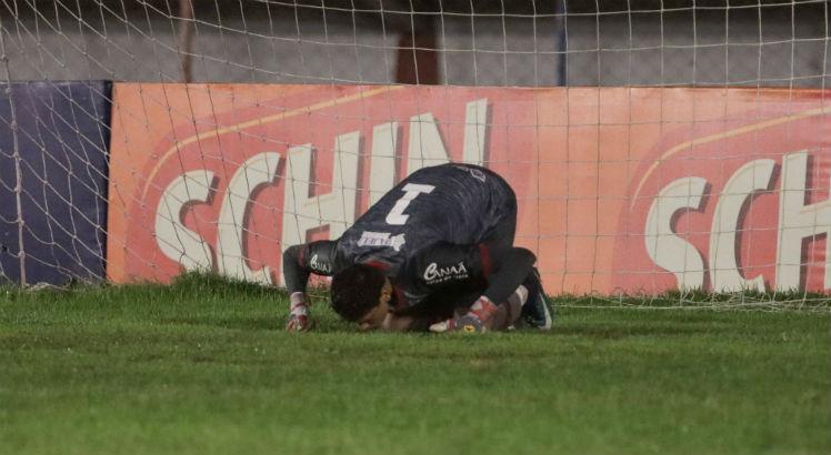 Goleiro foi o melhor jogador em campo contra o Freipaulistano. Foto: Caio Falcão/CNC