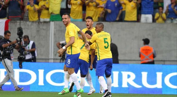Renato Augusto marcou o segundo gol brasileiro. Foto: Diego Nigro/JC Imagem