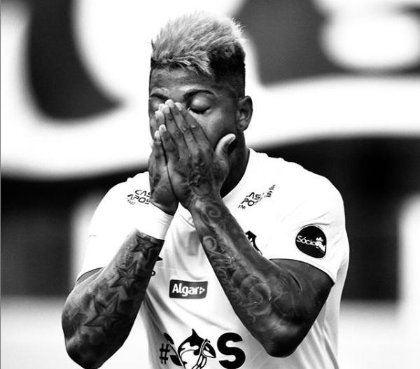 Marinho foi alvo de ofensas racistas por parte de um comentarista esportivo. Foto: Reprodução/Instagram