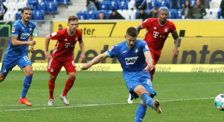 Kramaric fez um dos gols do Hoffenhein na goleada por 4x1 sobre o Bayern de Munique. Foto: Daniel ROLAND / AFP

