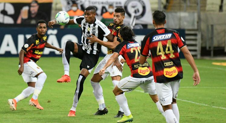 Ceará pode ultrapassar o Sport caso pontue diante do São Paulo. Foto:  KELY PEREIRA/ESTADÃO CONTEÚDO