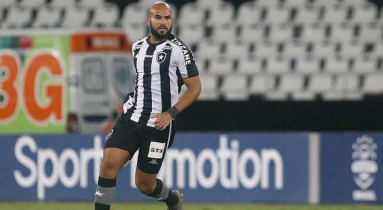 Zé Welison defenderá o Sport por empréstimo junto ao Atlético-MG. Foto: Vitor Silva/Botafogo