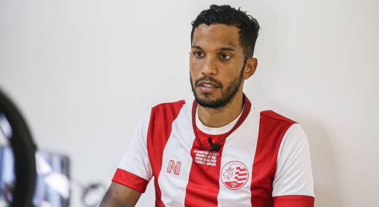 Yago Silva teve uma lesão no ligamento cruzado e ainda não voltou a trabalhar com bola. Foto: Tiago Caldas/Clube Náutico Capibaribe