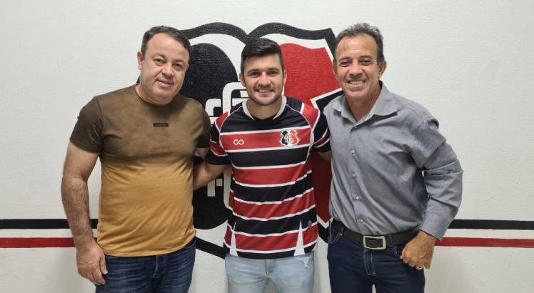 Fabiano Melo (E), Frank (C) e Leto (D). Foto: Divulgação.