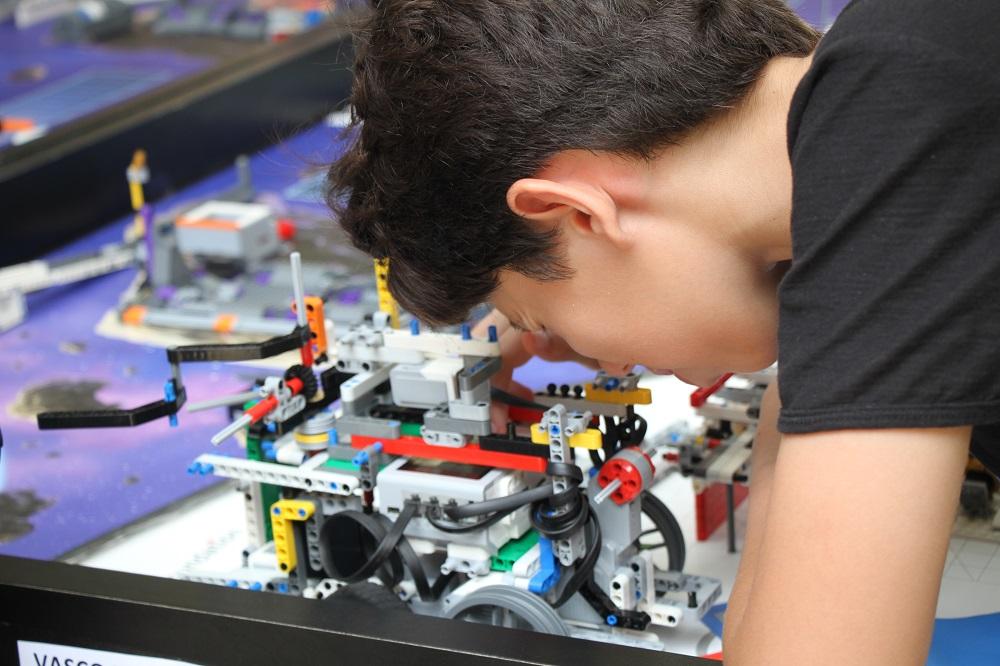 Torneio Sesi de Robótica First Lego League abre inscrições