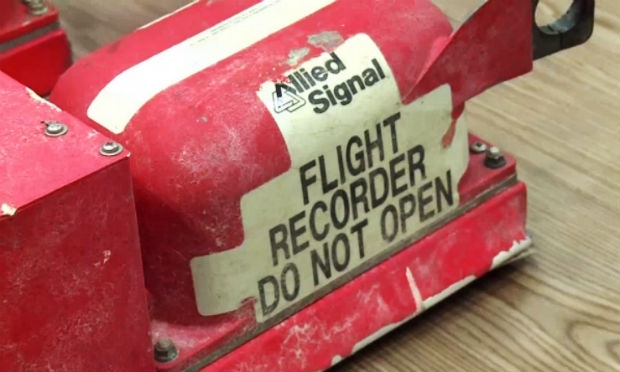 Rebeldes entregaram a caixa preta do voo MH17 nessa terça-feira / Foto: AFP