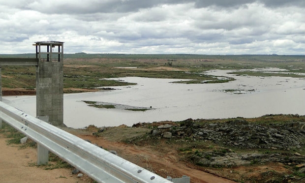 A barragem terá capacidade de acumulação de 488 milhões de m³ na cidade de Crateús / Foto: divulgação