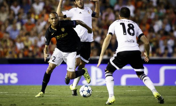 Dunga vai contar com Fabinho (foto), do Monaco, para enfrentar os costa-riquenhos / Foto: AFP