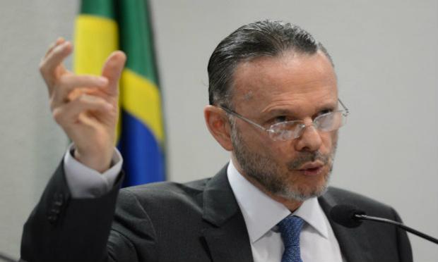 Presidente do BNDES, Luciano Coutinho, disse em depoimento à CPI do BNDES na Câmara dos Deputados, que não conhece Fábio Luiz Lula da Silva, o "Lulinha"  / Foto: Agência Brasil